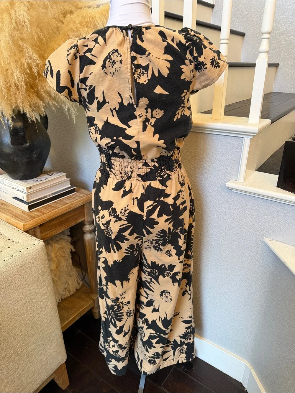 Anthropologie The Somerset Jumpsuit Light Sand Black Size XS Wide Leg - Picture 6 of 8